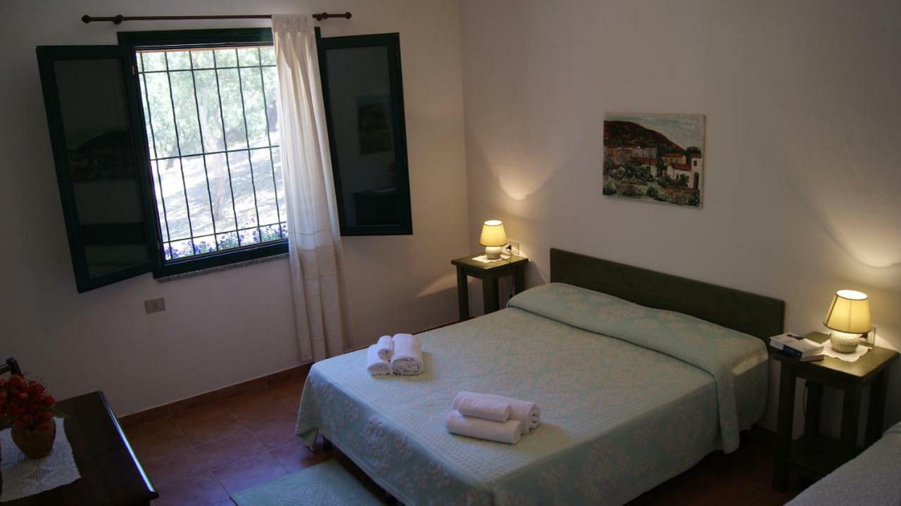 Le Sughere Padru Εξωτερικό φωτογραφία
